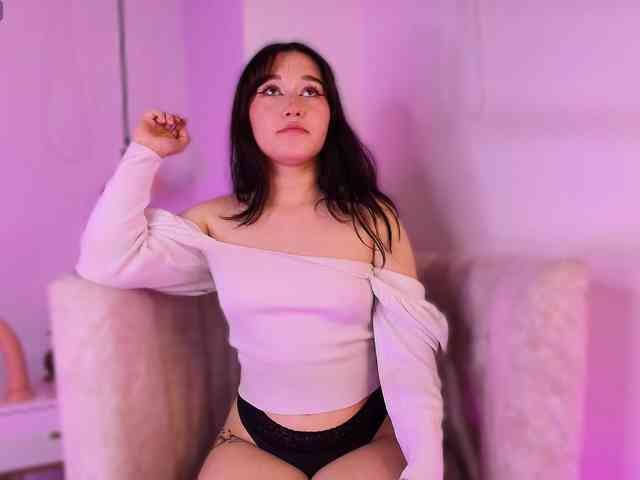 KonnanLove webcam