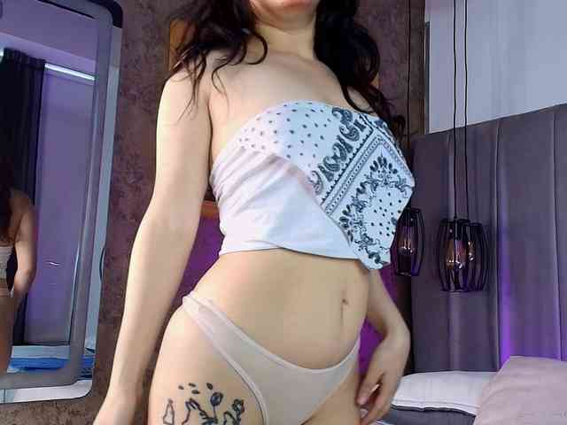 KonnanLove webcam