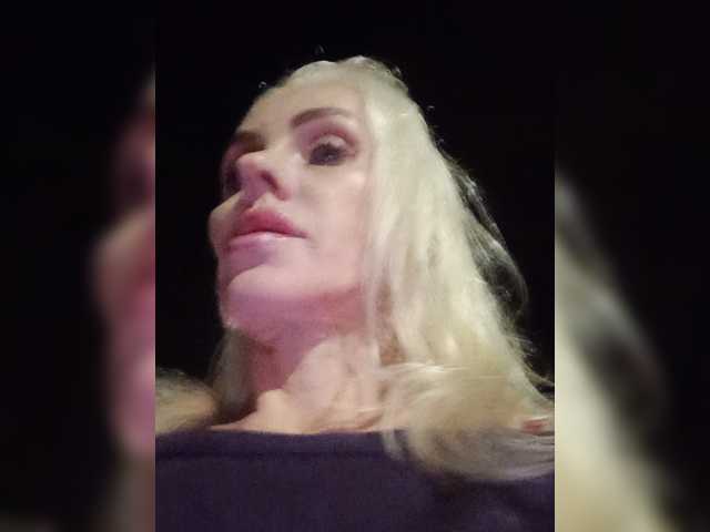 Mazalane live cam on BongaCams