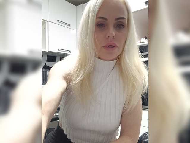 Mazalane live cam on BongaCams