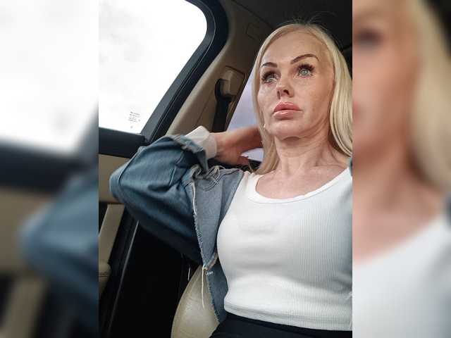 Mazalane live cam on BongaCams