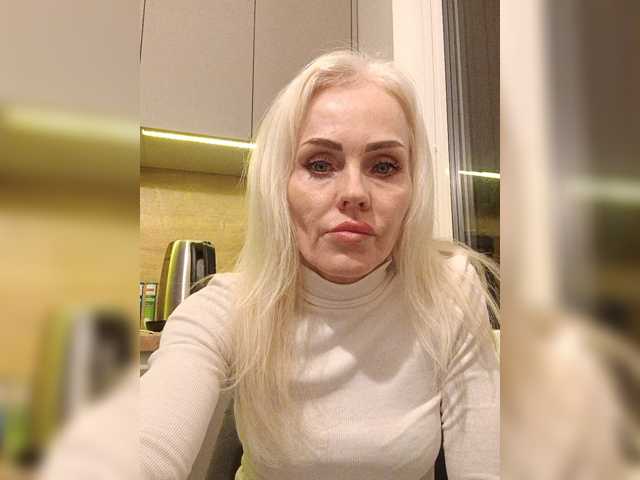 Mazalane live cam on BongaCams