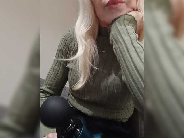 Mazalane live cam on BongaCams