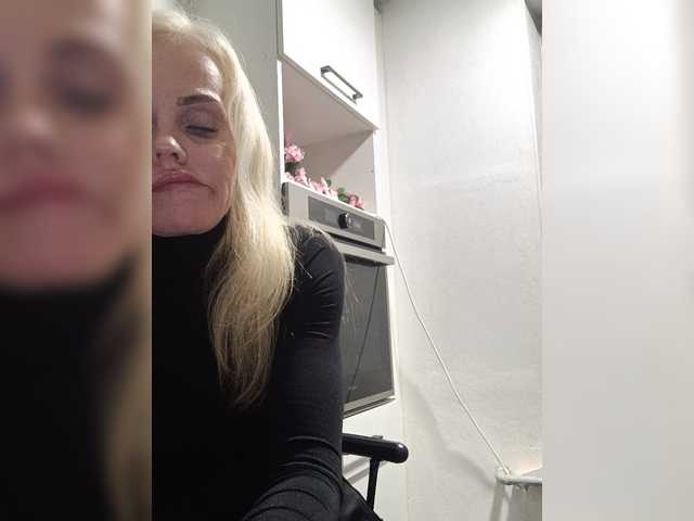 Mazalane live cam