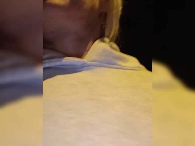 Mazalane live cam on BongaCams