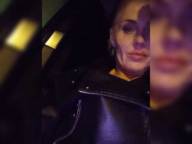 Mazalane live cam preview