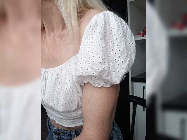 Mazalane live cam on BongaCams
