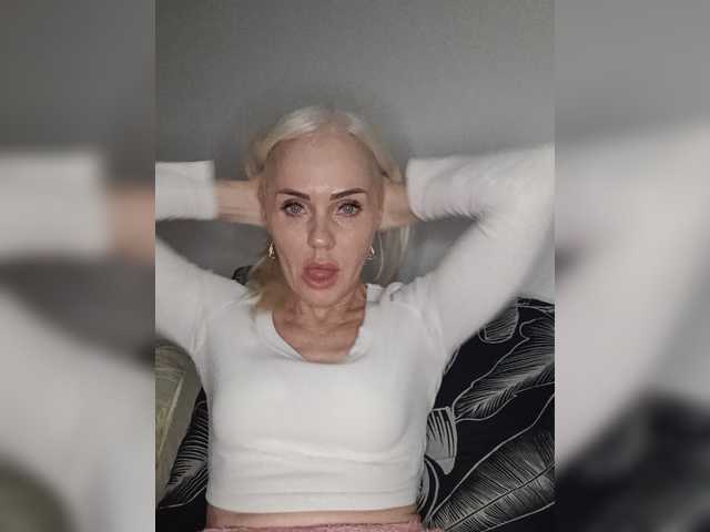 Mazalane live cam on BongaCams