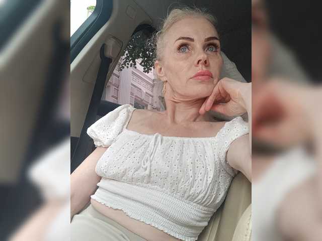 Mazalane live cam on BongaCams