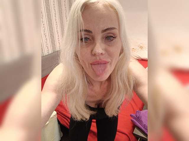 Mazalane live cam on BongaCams