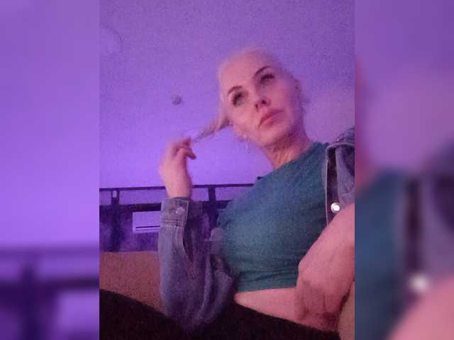 Mazalane live cam on BongaCams