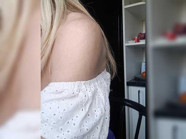 Mazalane live webcam show