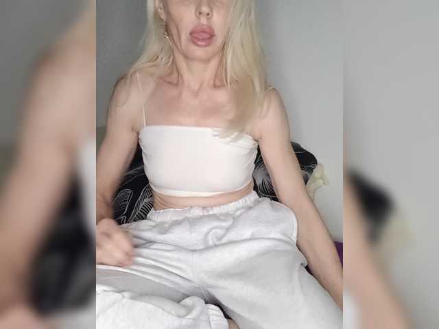 Mazalane live cam on BongaCams