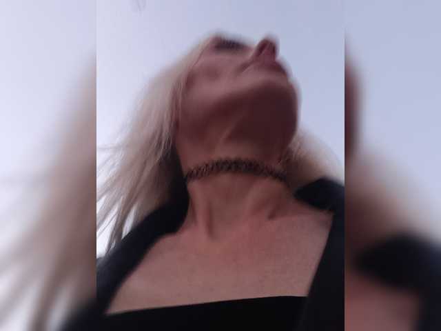 Mazalane live cam on BongaCams