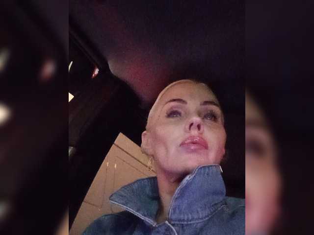 Mazalane live cam preview
