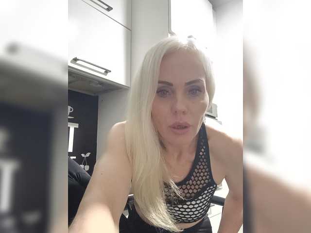 Mazalane live cam on BongaCams