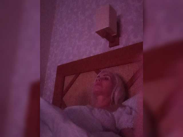 Mazalane live cam on BongaCams