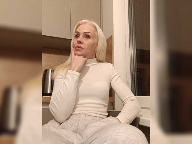 Mazalane live cam on BongaCams