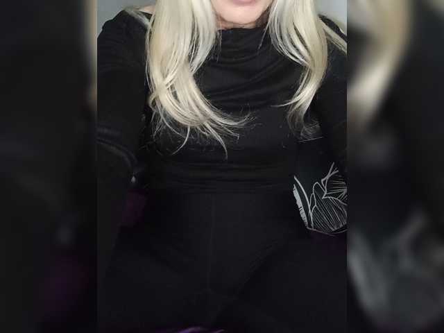 Mazalane live cam on BongaCams
