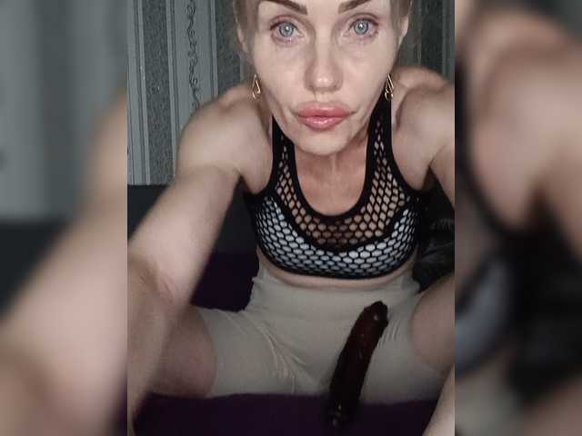 Mazalane live cam on BongaCams