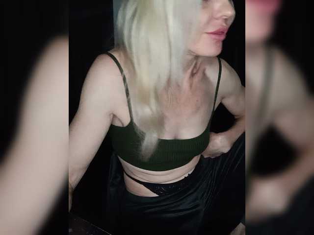 Mazalane live cam on BongaCams