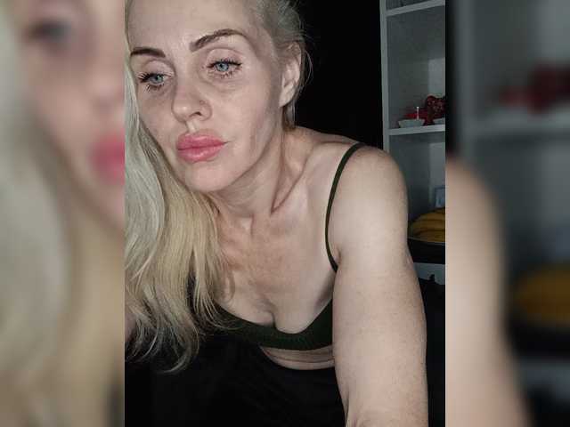 Mazalane live cam on BongaCams