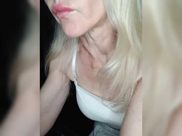 Mazalane live cam on BongaCams