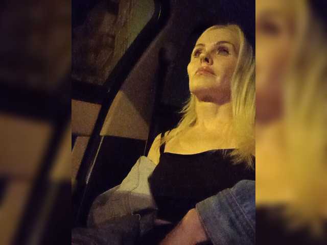 Mazalane live cam on BongaCams