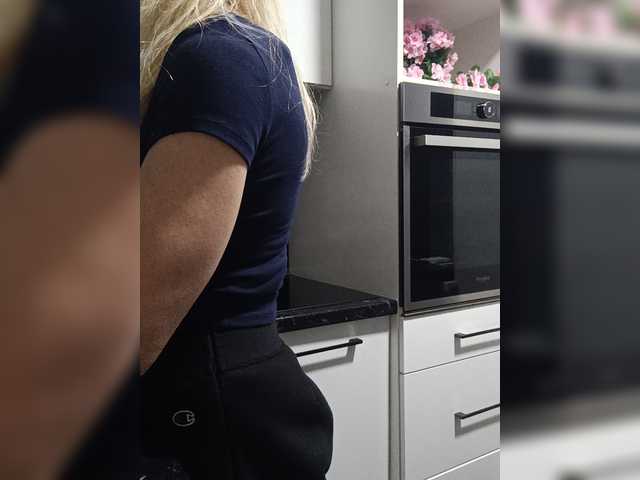 Mazalane live cam on BongaCams