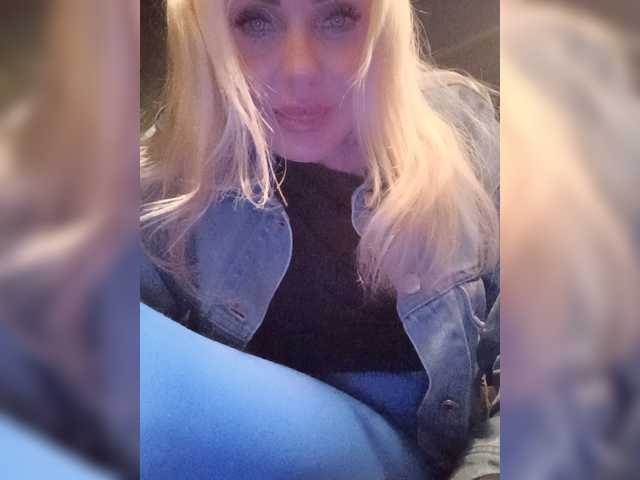 Mazalane live cam preview