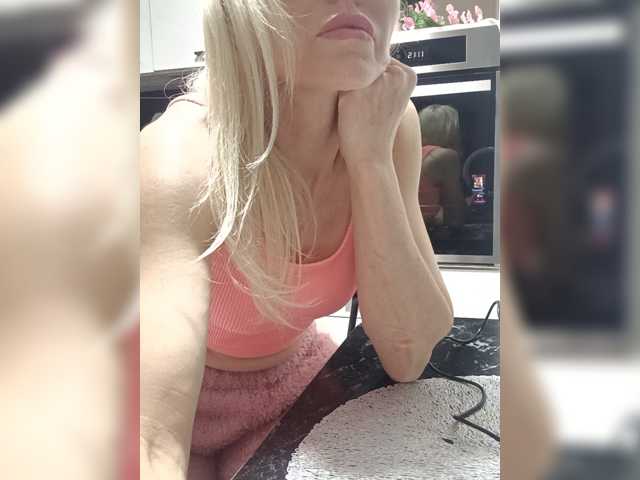 Mazalane live cam on BongaCams