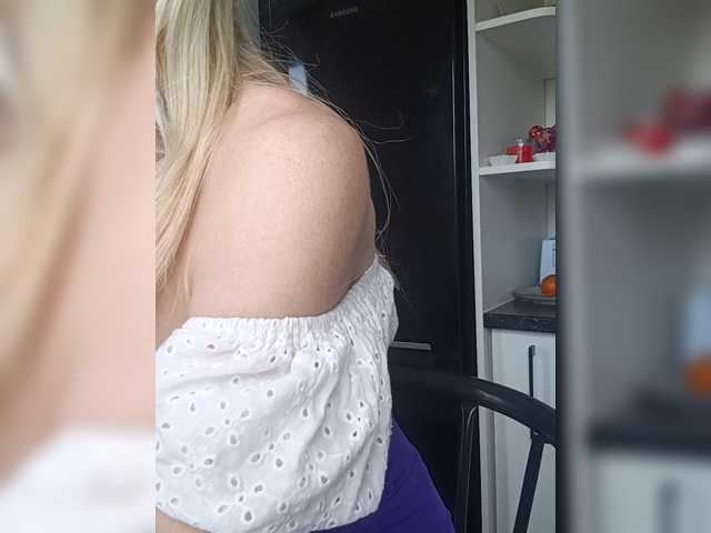 Mazalane live webcam show