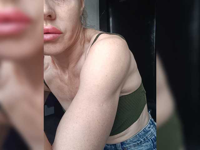 Mazalane live cam on BongaCams