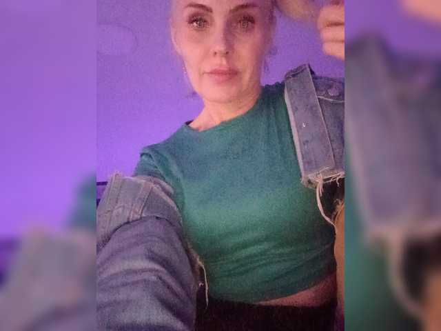 Mazalane live cam on BongaCams