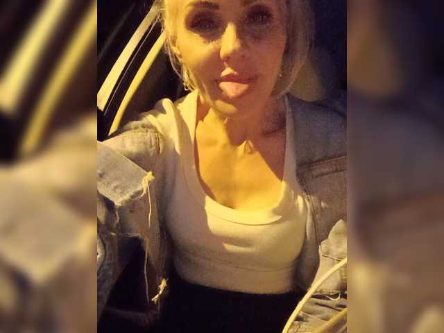Mazalane live cam on BongaCams