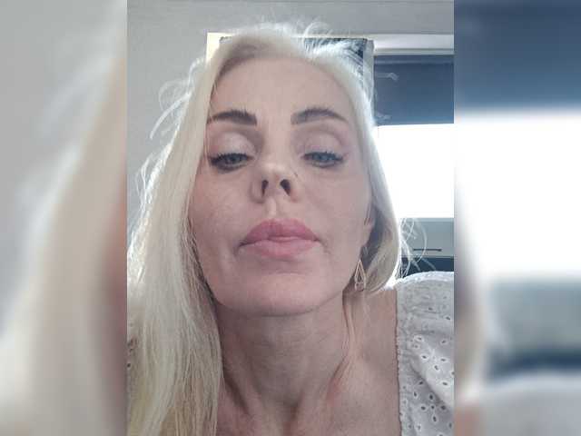 Mazalane live cam on BongaCams
