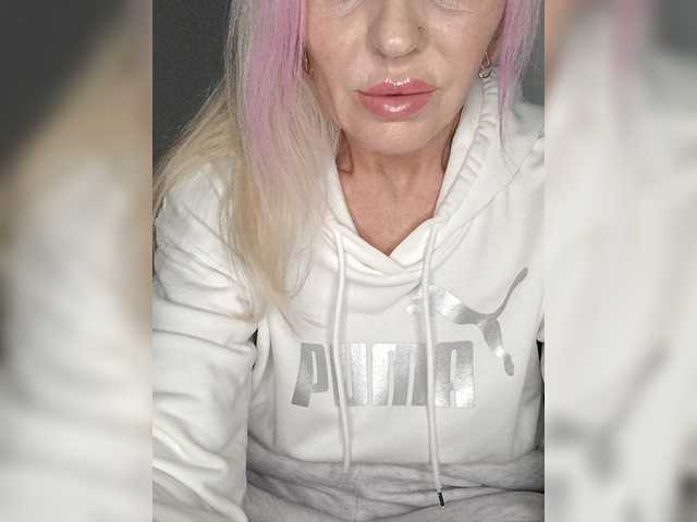 Mazalane live cam on BongaCams