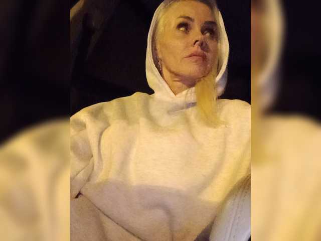 Mazalane live cam on BongaCams