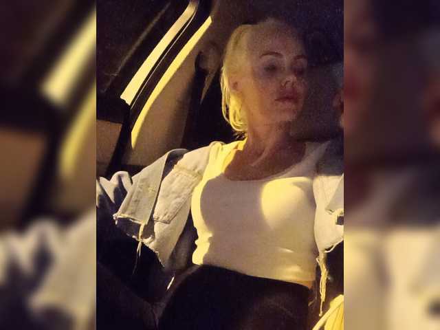 Mazalane live cam on BongaCams