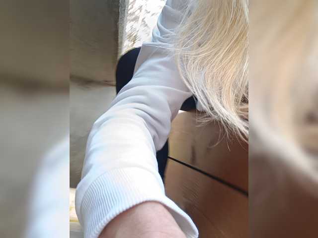 le modèle Mazalane est en webcam porno dans un show sur le site bongacams, il possède les tags suivants: White/Caucasian,Blonde,Shaved