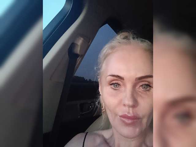 Mazalane live cam on BongaCams