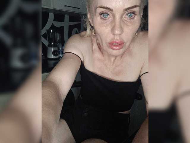 Mazalane live cam on BongaCams