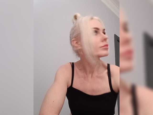 Mazalane live cam on BongaCams