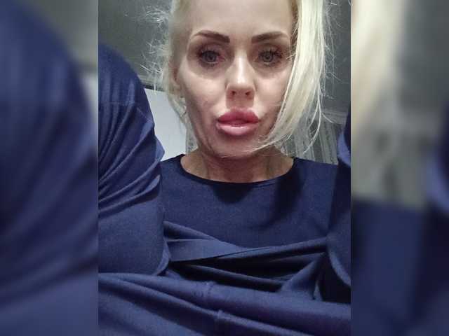Mazalane live cam on BongaCams