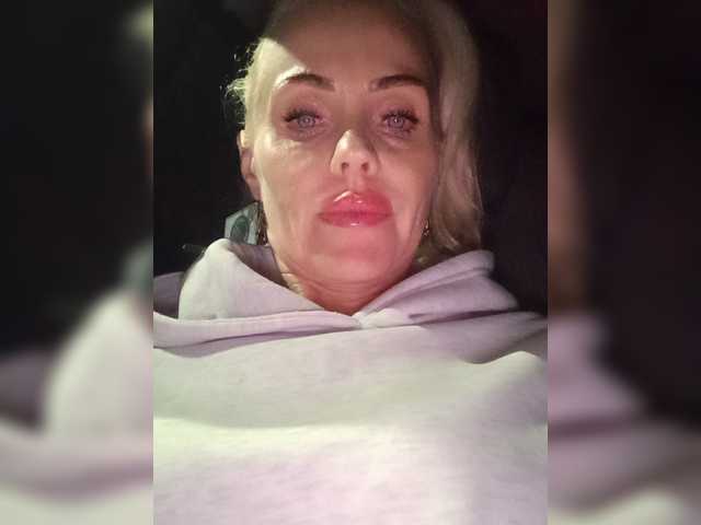 Mazalane live cam on BongaCams