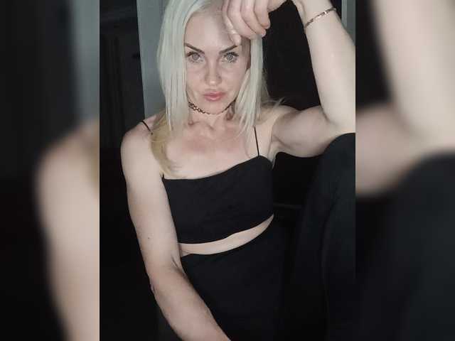 Mazalane live cam on BongaCams
