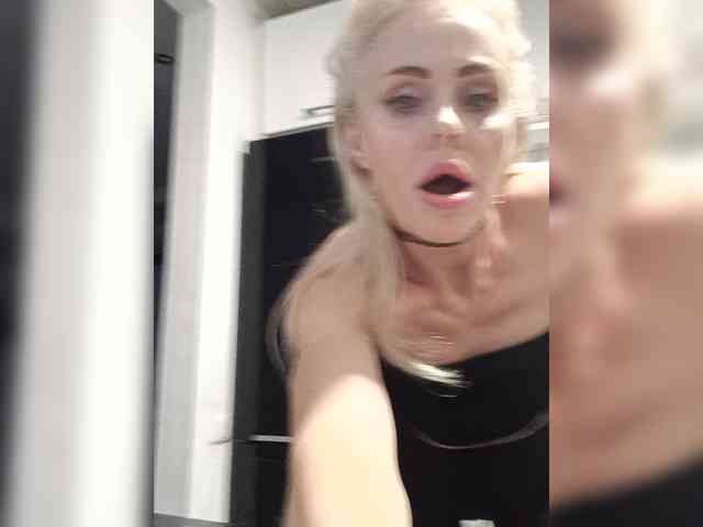 Model: Mazalane