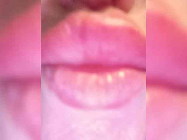 Mazalane's cam show statistics and live stream