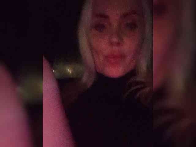 Mazalane live female cam on bongacams