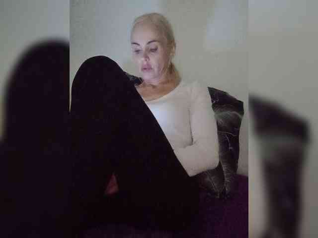 Mazalane Live Webcam on BongaCams